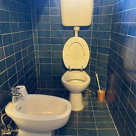 5 Bedrooms Central * Lublaň